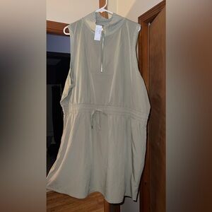 Light dress, olive green, brand new